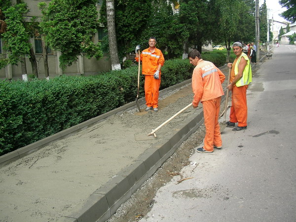 betonat trotuare str Ion Creanga 2 .jpg